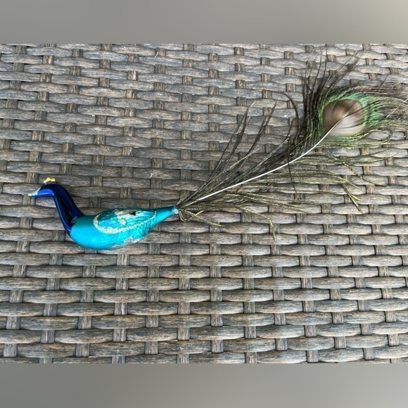 VTG Christmas Hand Blown Glass & Feather Bird Peacock Christmas Ornament *Flaws - Picture 2 of 8